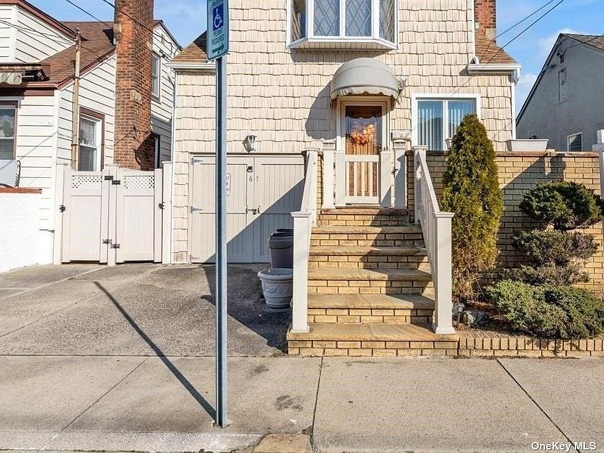 1st image of 64 Trenton Ave E