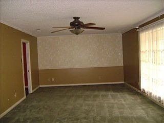 5th image of 1100 Gardenia Ln