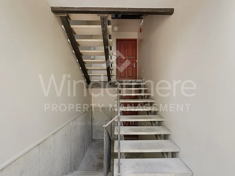 1611 W. 6th Ave — Photo 70