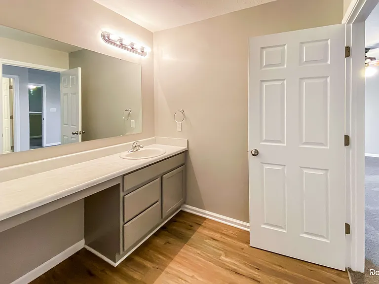 2216 Silver Spoon Dr — Photo 10