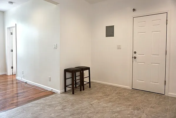 Rented by Steffan Olausson Partridge, LREB | media 19