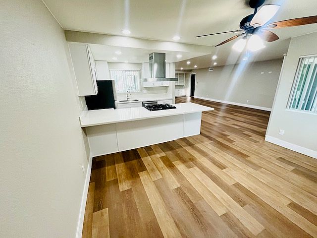 1st image of 4303 Mentone St #5