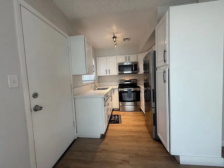 3361 Civic Center Dr #LV-T — Photo 11