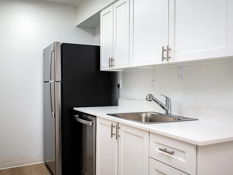 Forty9 Jamieson Apartments — Photo 18