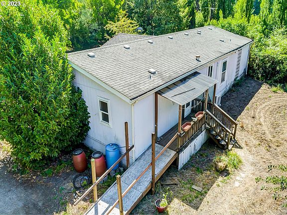 5th image of 19811 NE 157th Ave