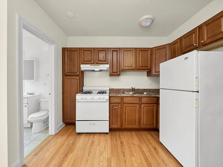 2600 Kimball LLC — Photo 54