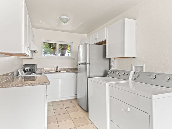 4th image of 10100 Walnut St APT 3