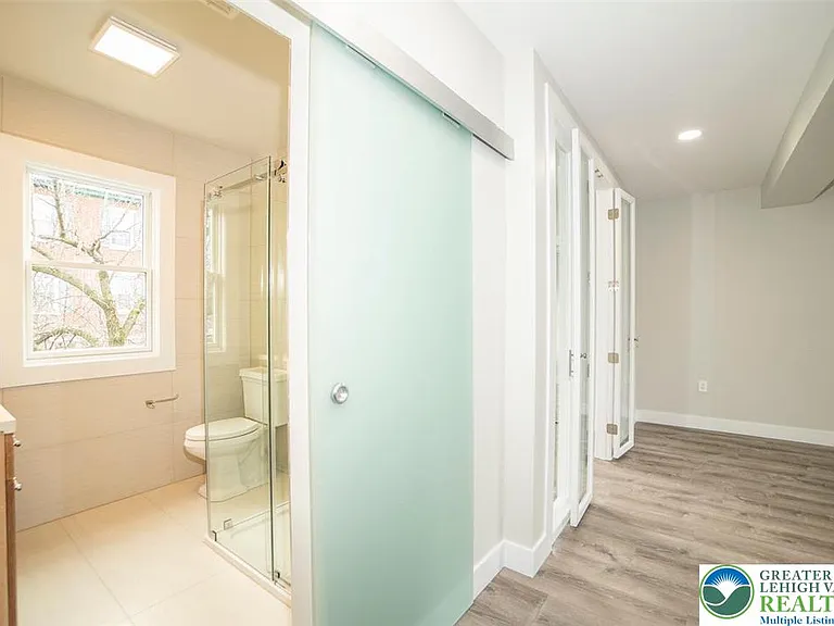 517 Ferry St #2 — Photo 5