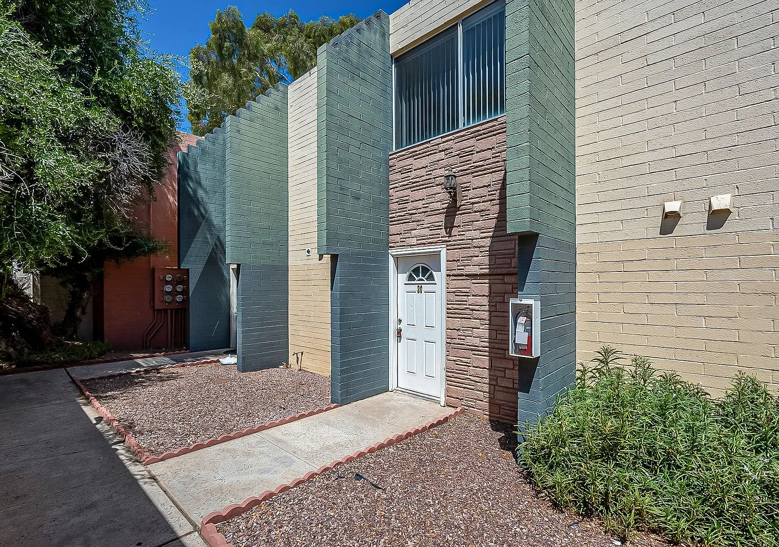 2 bedroom 1.5 bathroom in the heart of Phoenix — Photo 1
