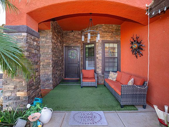 4th image of 517 E 13th Pl
