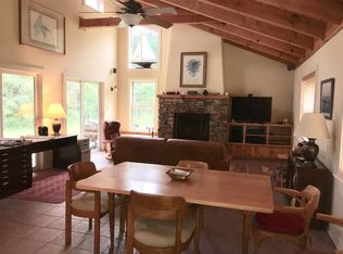 1089 Beech Grove Rd, Roseland, VA 22967