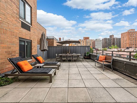 3rd image of 100 W 89th St APT 7P