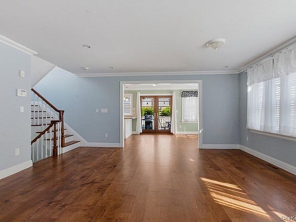 5th image of 246 Tibbetts Road