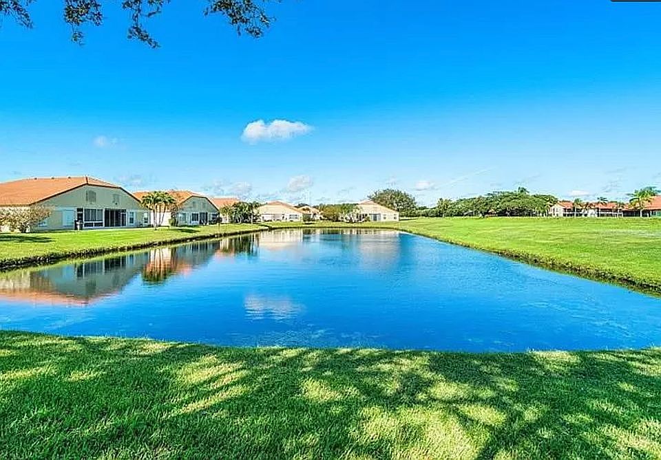 1st image of 15348 Summer Lake Dr