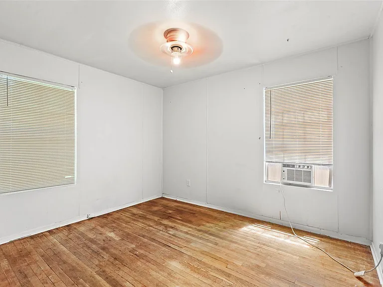 5515 Flamingo Dr — Photo 12