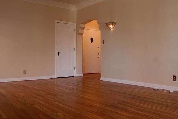 1st image of 364 S Cloverdale Avenue # Fl 2nd