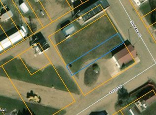 2nd Ave S, Froid, MT 59226