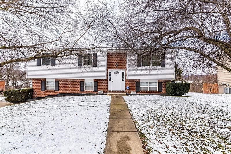 Welcome to 107 Bassie Dr in Zelienople.