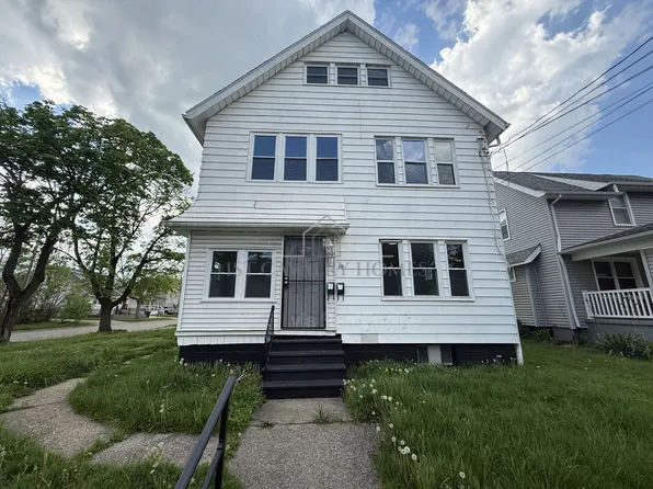 656 Hammel St, Akron, OH 44306