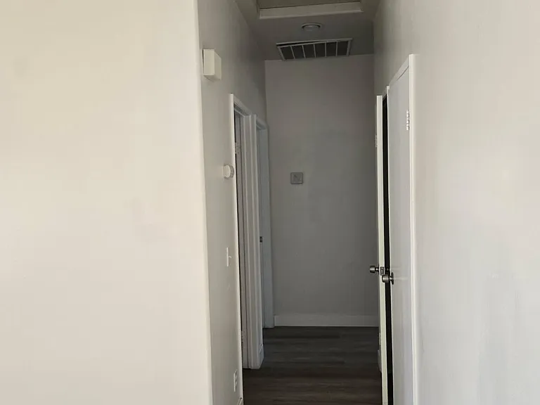 13533 Fox Point Rd — Photo 1