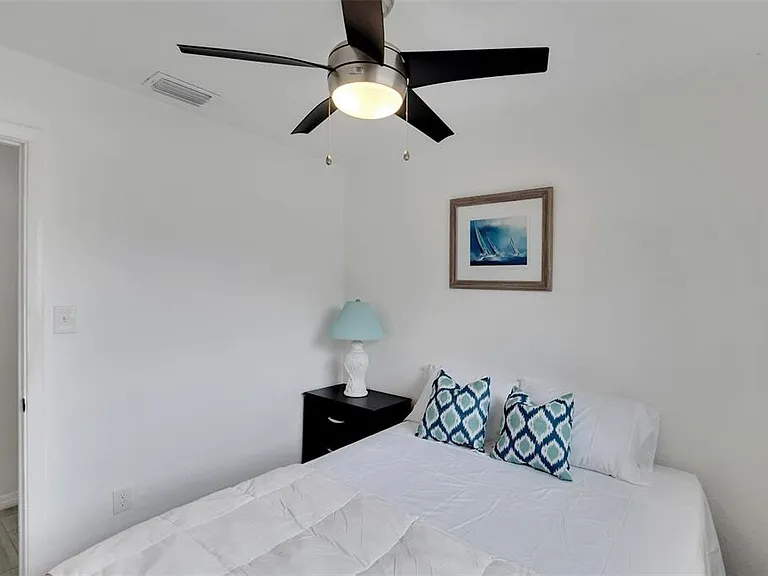 4731 W Montgomery Ave — Photo 35