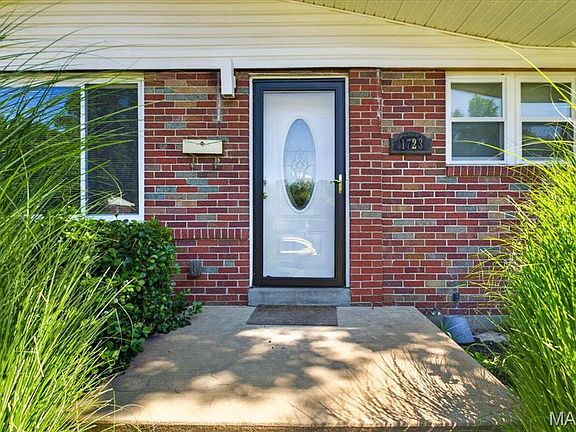 2nd image of 1723 Gulf Dr