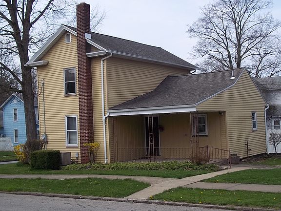2nd image of 104 Union St