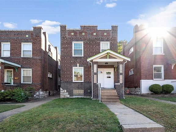 2nd image of 1816 Allen Ave
