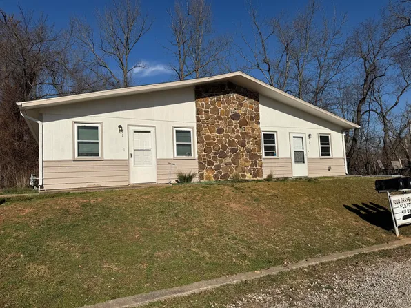 1000 Gravel Street, Cassville, MO 65625