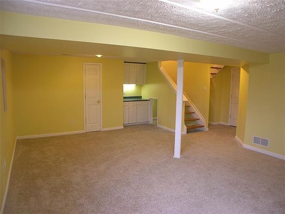 3rd image of 10124 Whittlesey Dr