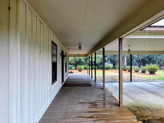 2nd image of 970 Babcock Rd