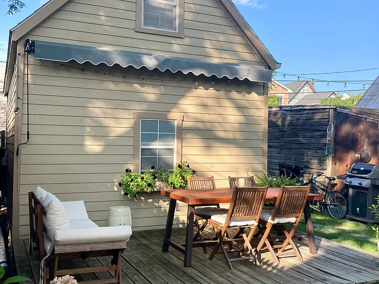 Backyard. Shared with 3 rd floor apartment.