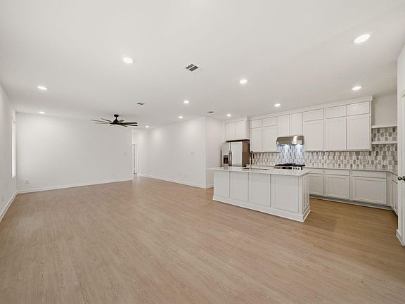 4th image of 21607 Colonial Meadow Creek Trl