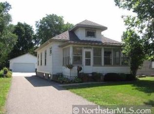 1013 3rd St, Farmington, MN 55024