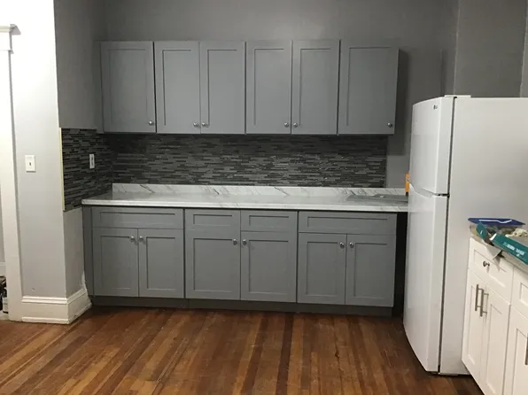 2 Park St #2, West Haven, CT 06516