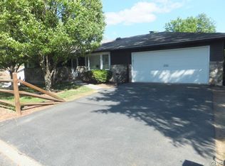 330 9th St, Easton, PA 18042