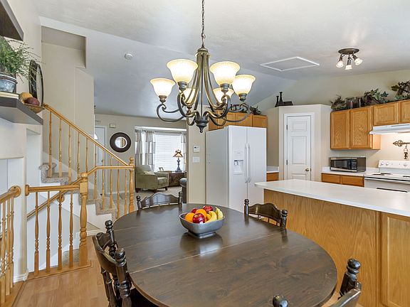 4th image of 6337 S Clover Creek Ln