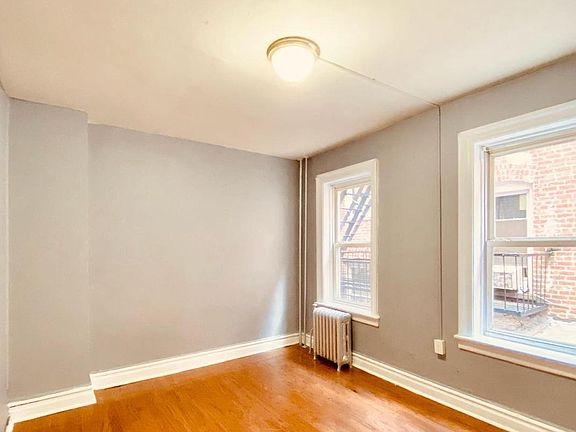 3rd image of 180 Broadway Way #6