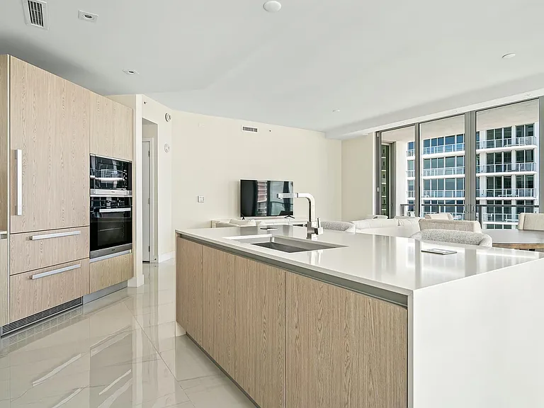 3100 N Ocean Dr #H-1409 — Photo 7