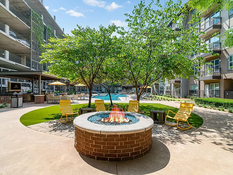 The Fairmount at Oak Lawn — Photo 29
