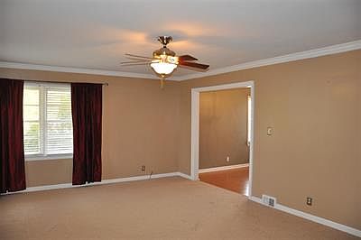 4th image of 10 S Ruston Ave
