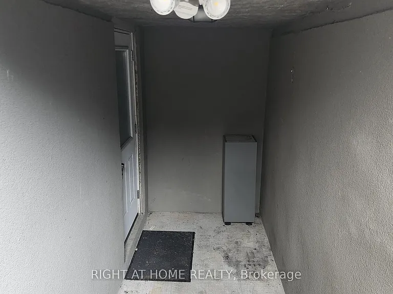 1 Via Avellino Rd #BASEMENT — Photo 4
