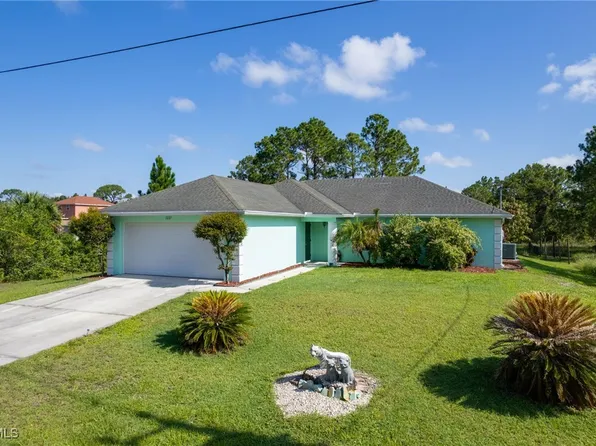 1227 Cloplon St E, Lehigh Acres, FL 33974