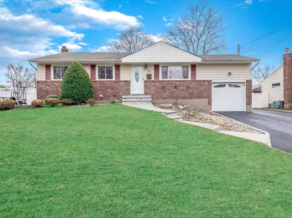 62 Wiltshire Drive, Commack, NY 11725