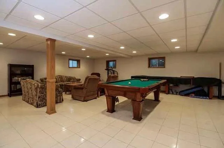 19430 Lisadell Dr — Photo 14