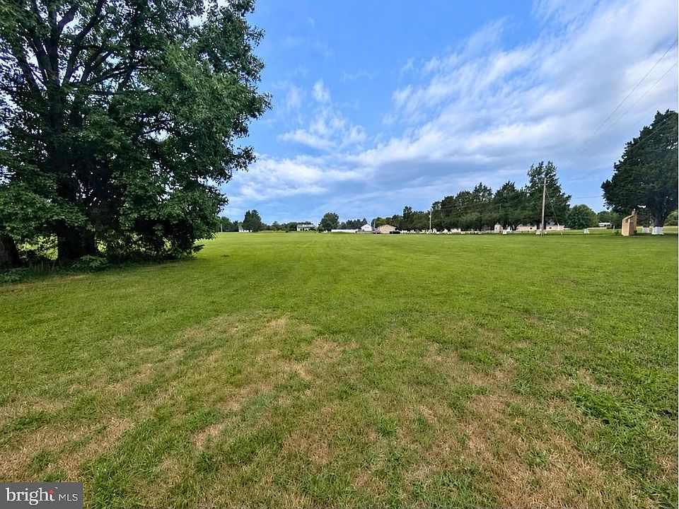 2nd image of 23253 Maddox Rd