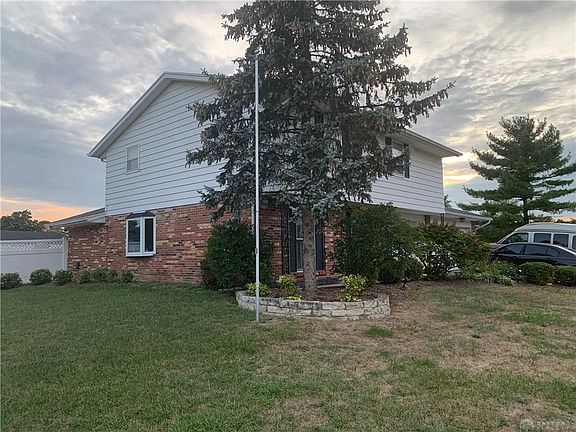 2nd image of 6917 Locustview Dr