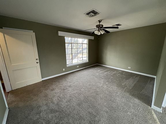 3rd image of 430 Bryn Mawr Dr