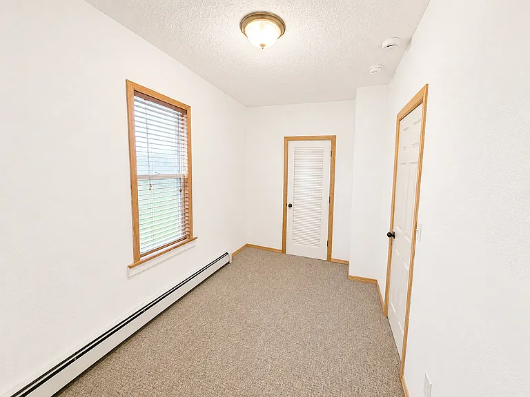 2210 Aldrich Ave N — Photo 12