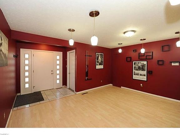 3rd image of 5543 Beach Ct #298